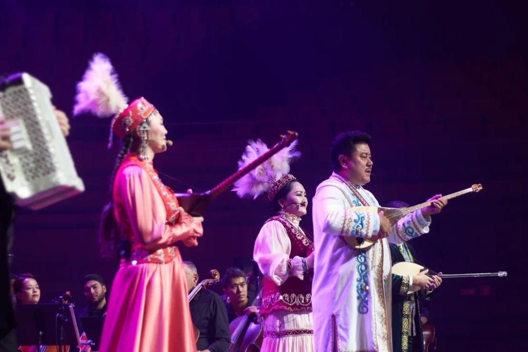 哈萨克音乐会开启第66演出季:周年纪念、民族音乐遗产与新剧首演